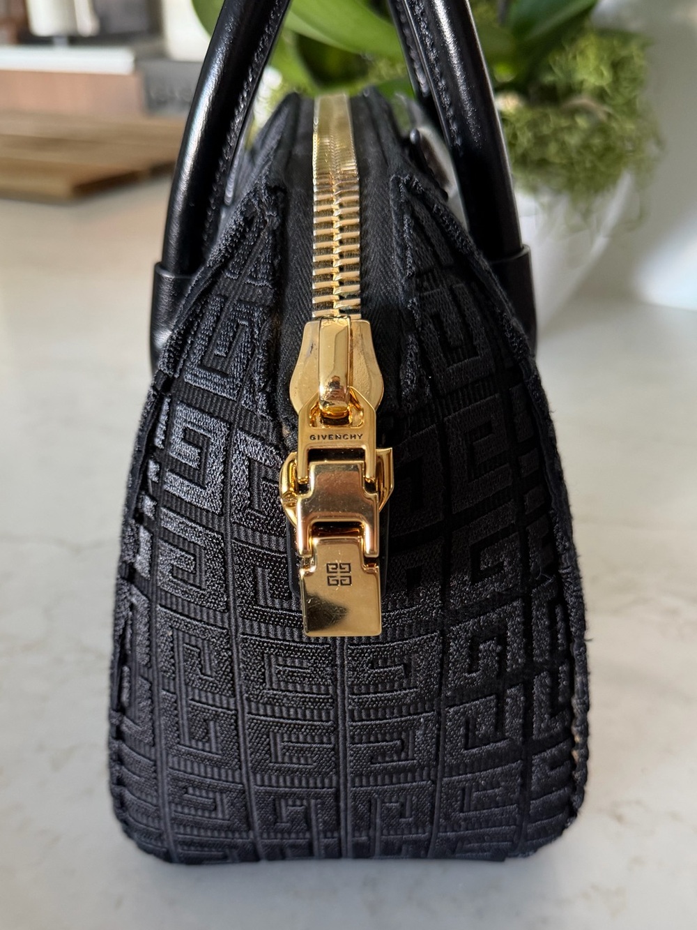 Givenchy Antigona - Picture 3 of 10